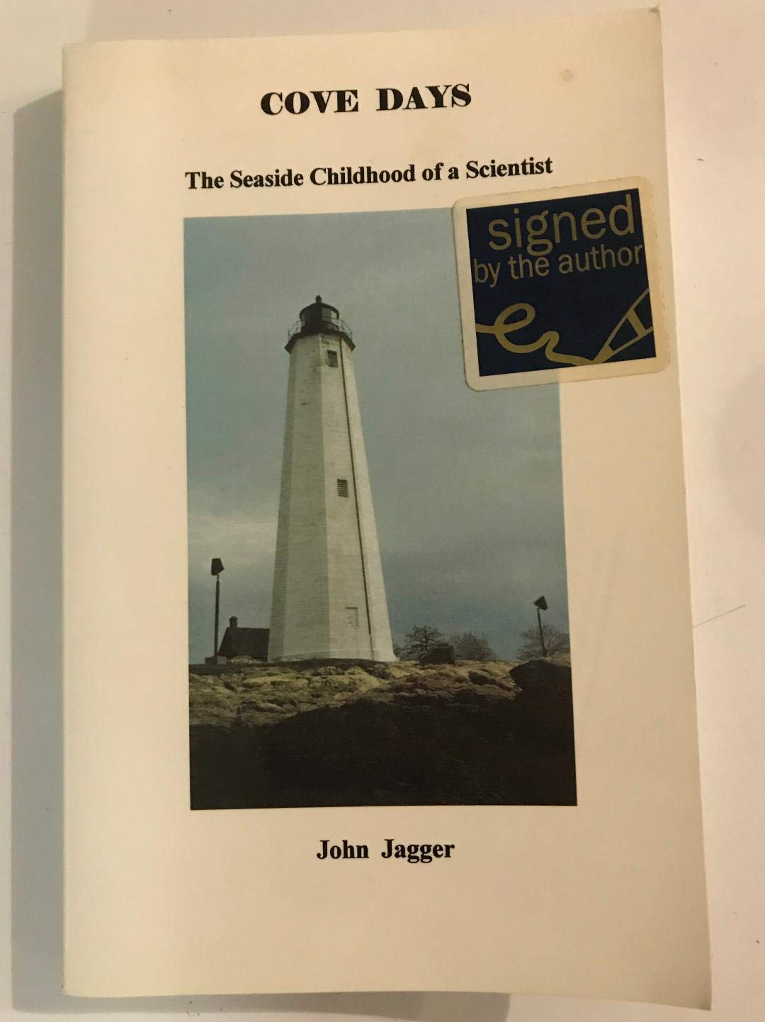 Cove Days: The Seaside Childhood of a Scientist,Used