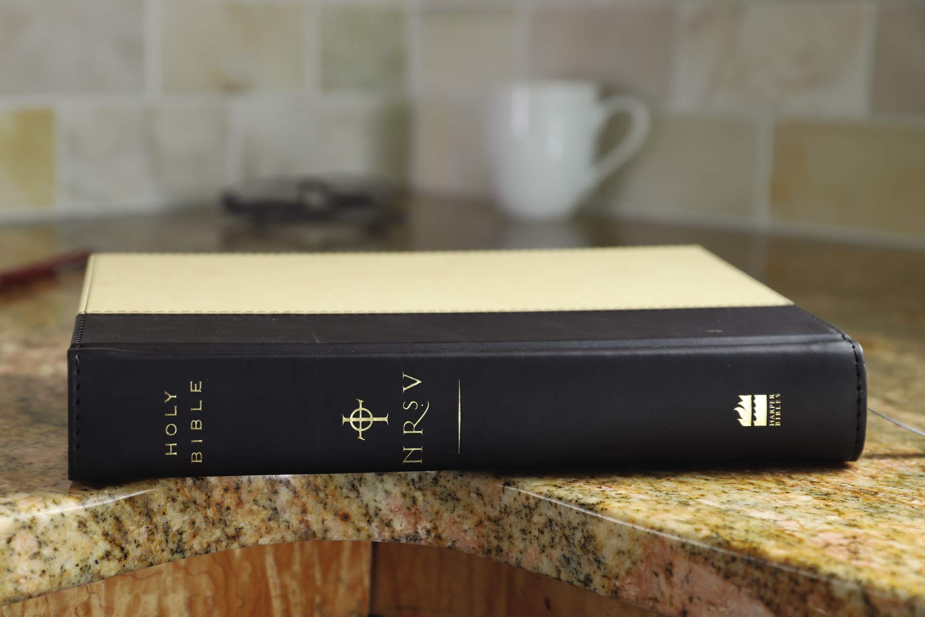 NRSV Standard Bible (tan/black),Used