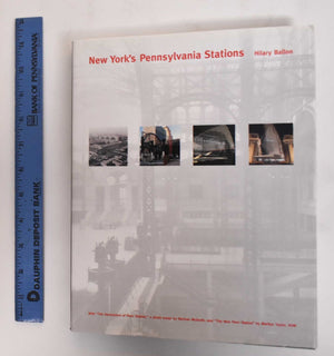 New York's Pennsylvania Stations (Norton Professional Books for Architects & Designers),New
