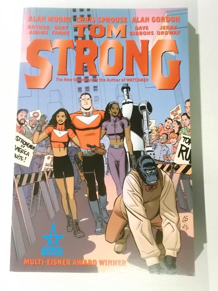 Tom Strong  Book 01,Used