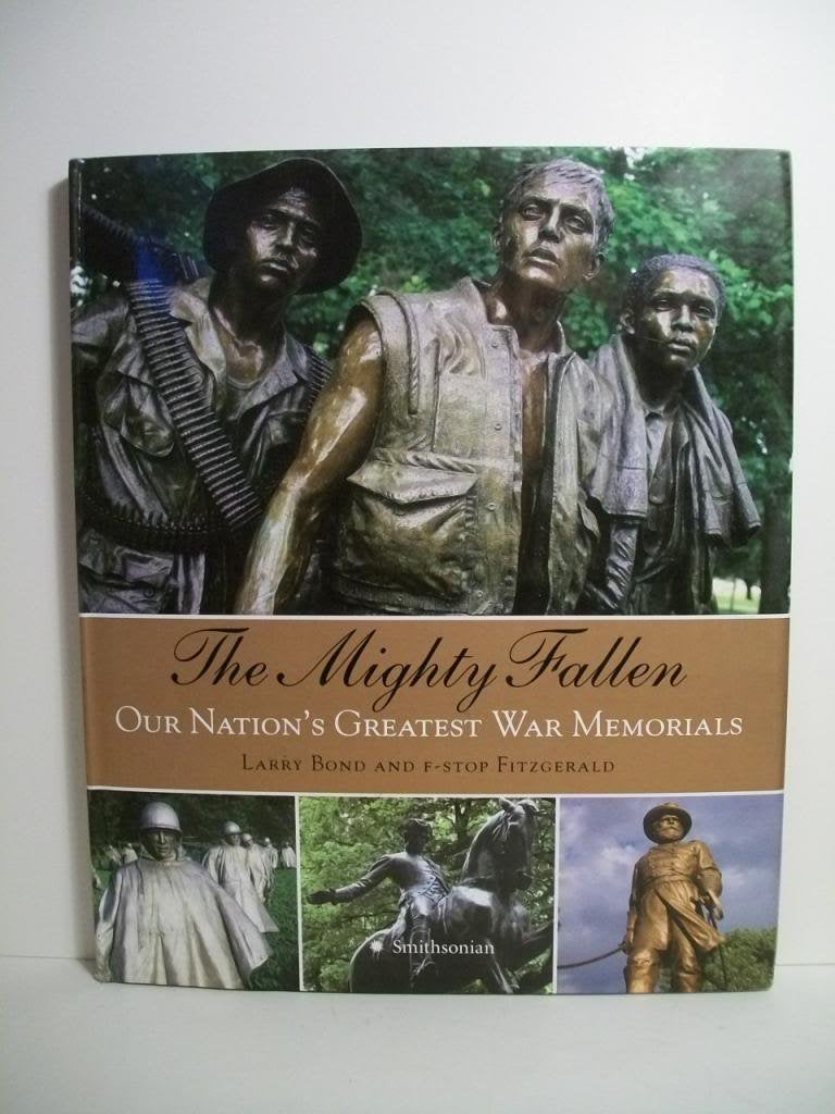 The Mighty Fallen: Our Nation'S Greatest War Memorials,Used
