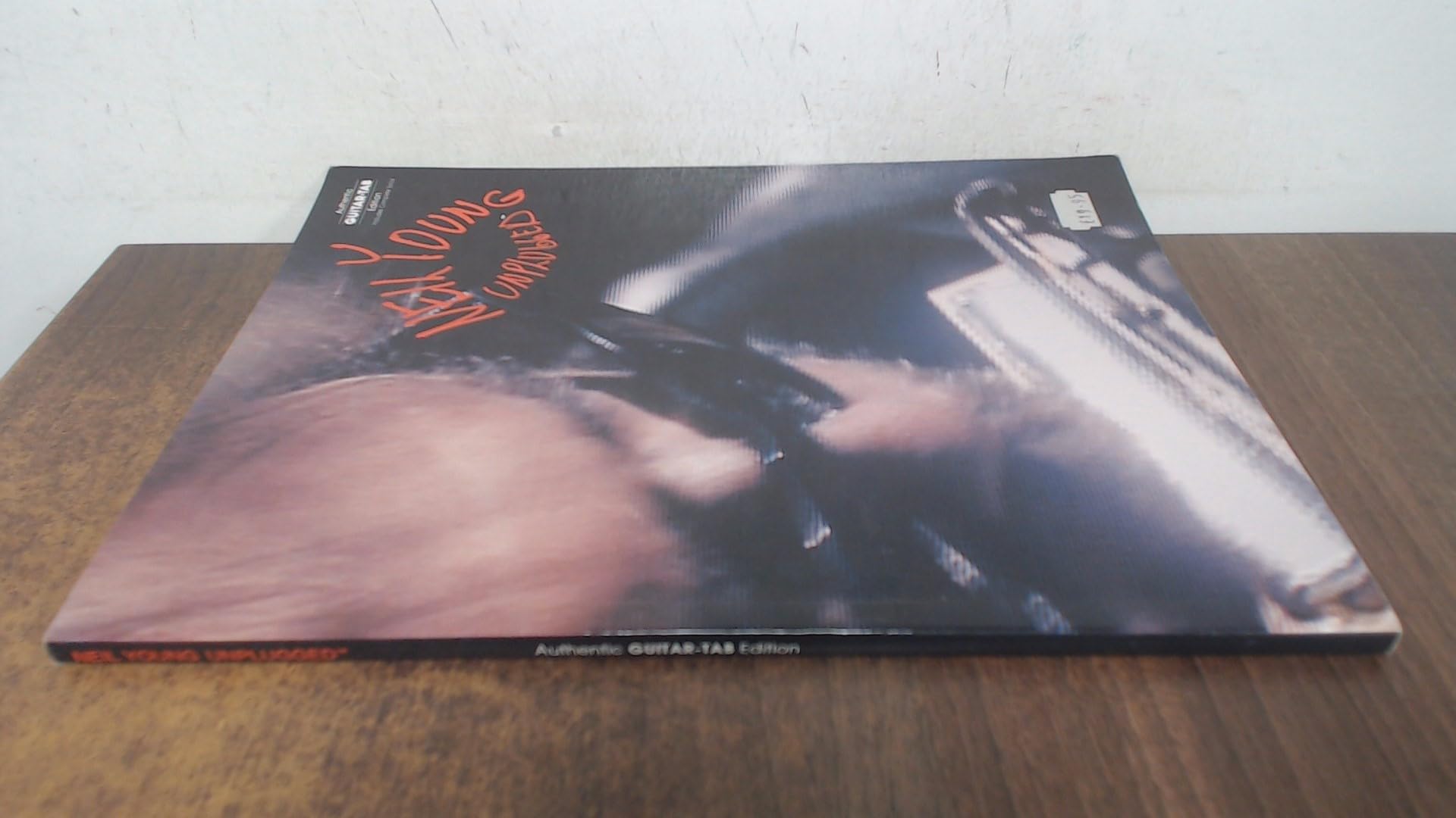Neil Young: Unplugged (Authentic Guitartab Edition),New