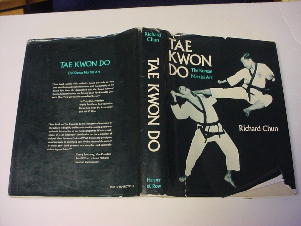 Tae Kwon Do: The Korean Martial Art,New
