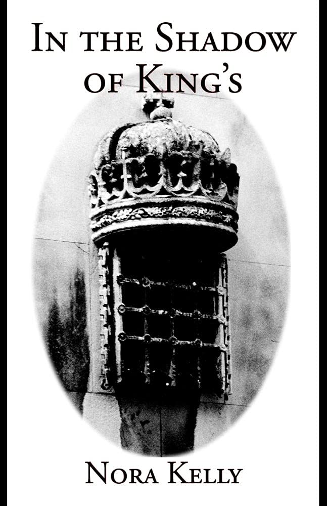 In The Shadow Of Kings (Missing Mysteries),Used