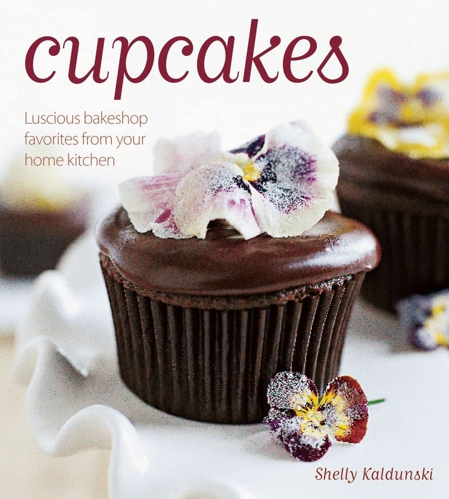Cupcakes: Luscious bakeshop favorites from your home kitchen,Used