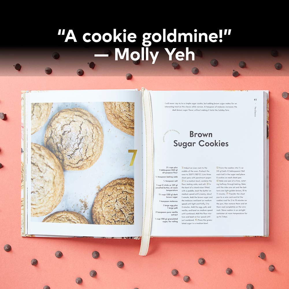 Chronicle Books 100 Cookies Baking Book - 100 Recipes for Classic Cookies, Brownies, and Novel Treats, Model 9781452180731