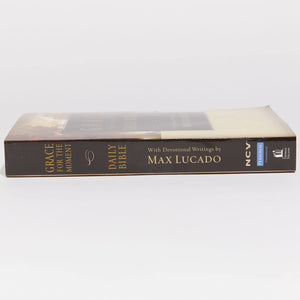 NCV, Grace for the Moment Daily Bible, Paperback: Spend 365 Days reading the Bible with Max Lucado,New