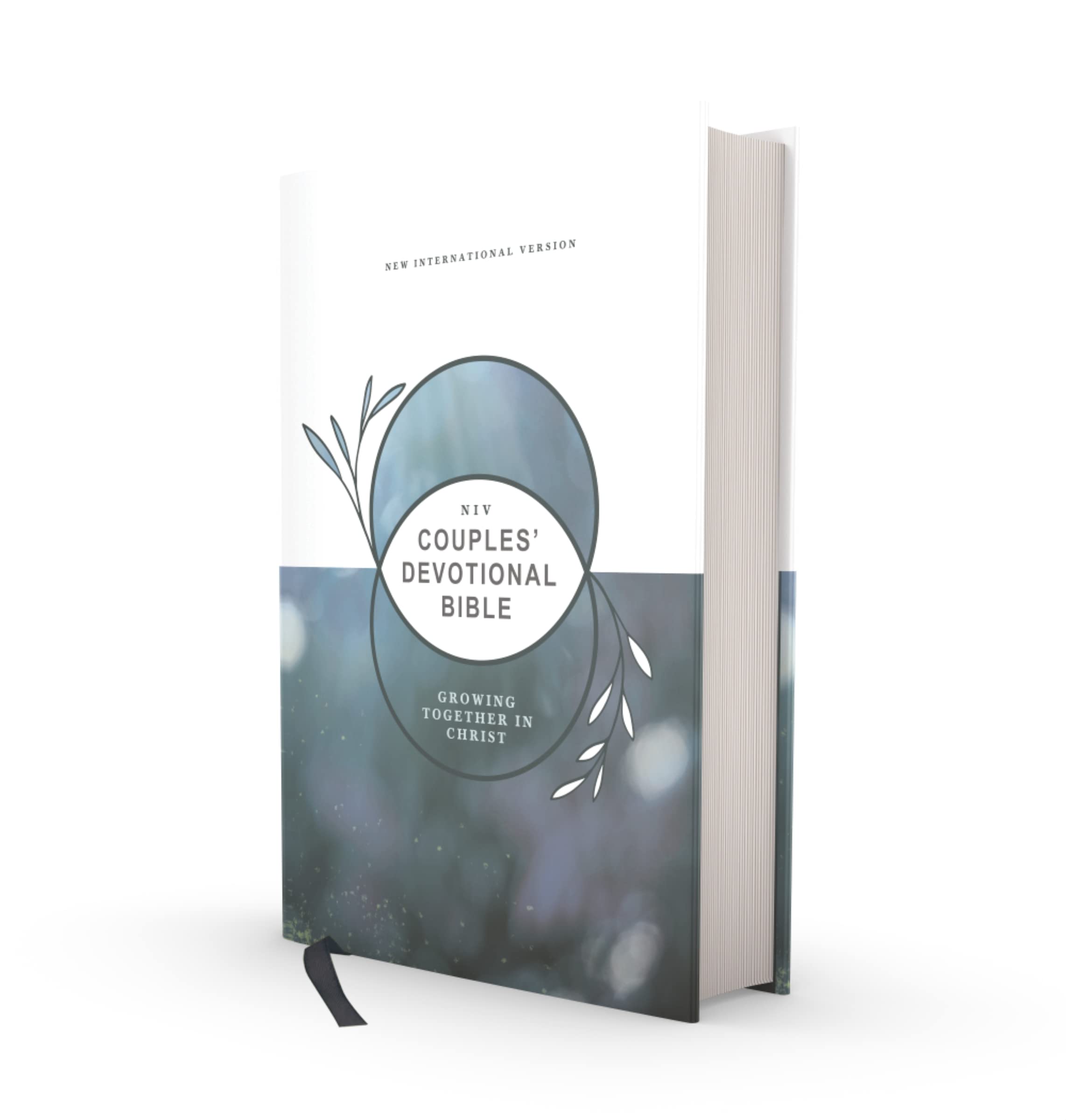 NIV, Couples Devotional Bible (Build a Biblical Foundation for Your Marriage), Hardcover, Comfort Print: Growing Together in Ch