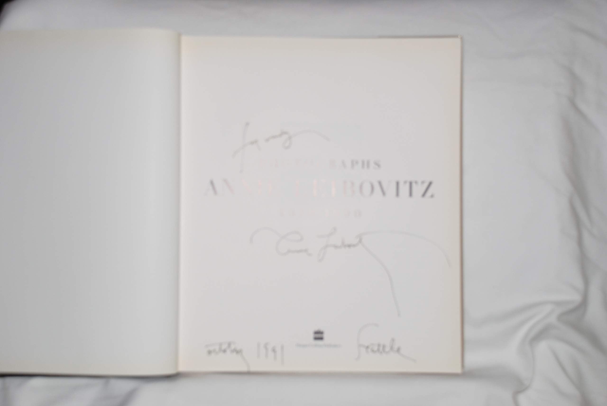 Annie Leibovitz, Photographs, 19701990 : Including a Conversation with Ingrid Siscny,Used