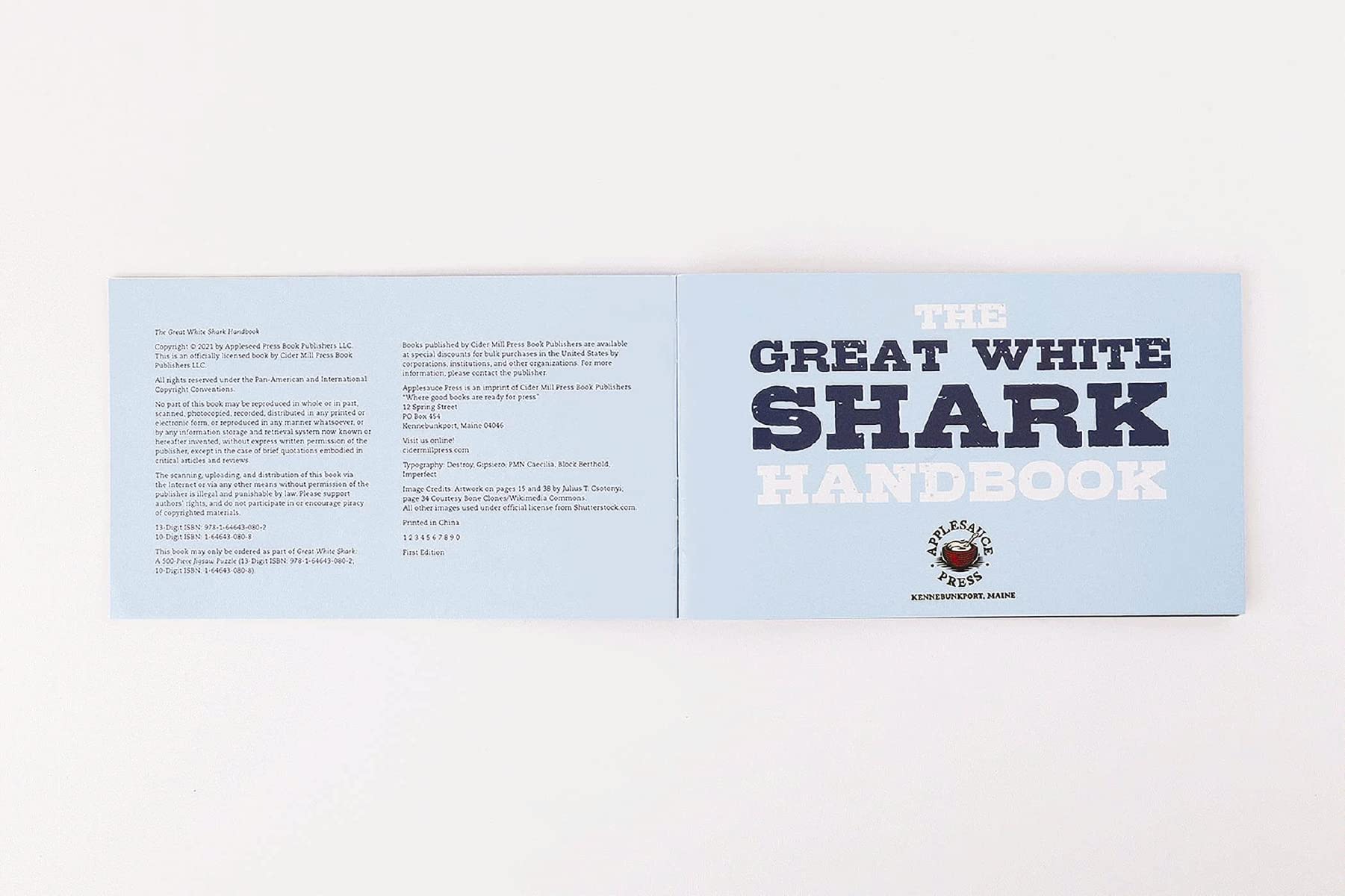 The Great White Shark 500Piece Jigsaw Puzzle & Book: A 500Piece Family Jigsaw Puzzle Featuring The Shark Handbook,Used