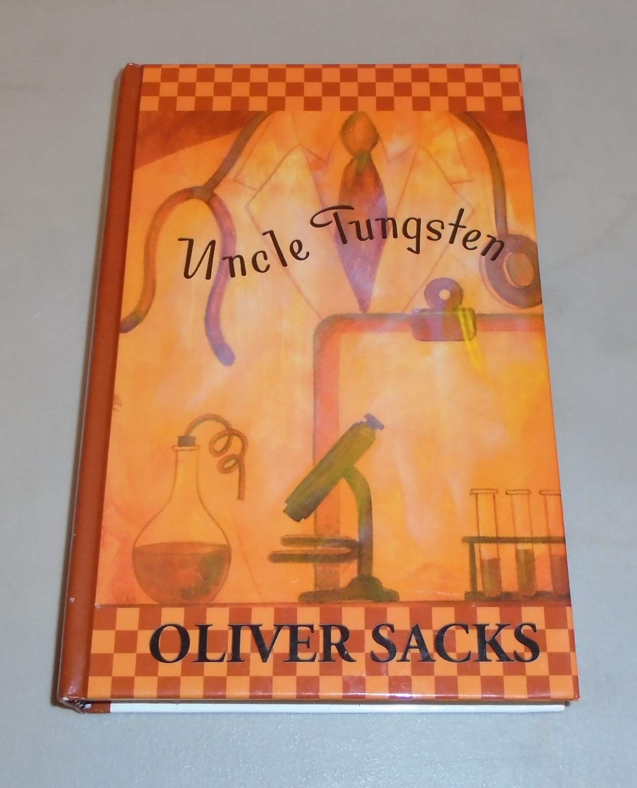 Uncle Tungsten: Memories of a Chemical Boyhood [LARGE PRINT],Used