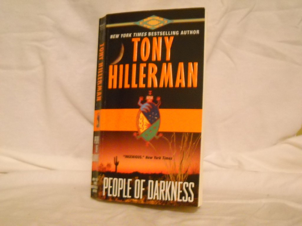 People Of Darkness (A Leaphorn And Chee Novel)