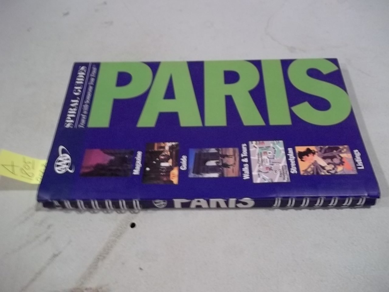 AAA Spiral Paris (AAA Spiral Guides),Used