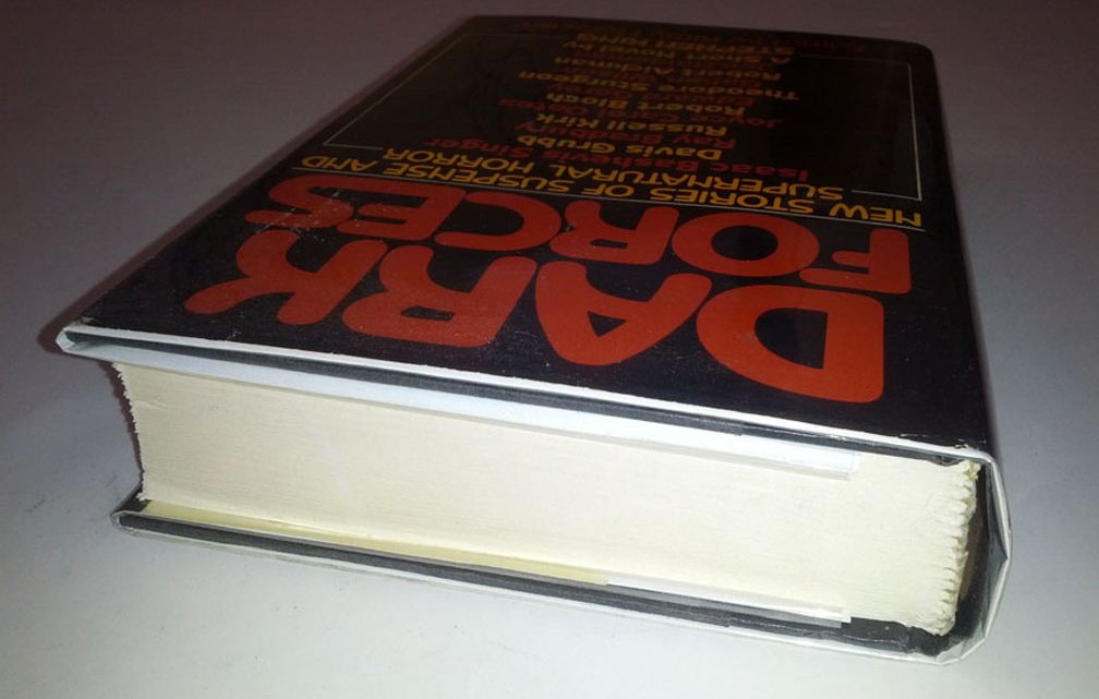 Dark Forces: New Stories of Suspense and Supernatural Horror,Used