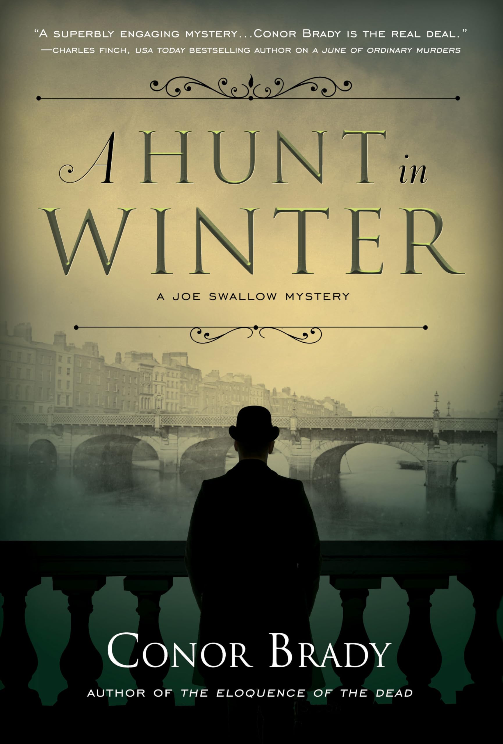 A Hunt in Winter: A Joe Swallow Mystery,Used