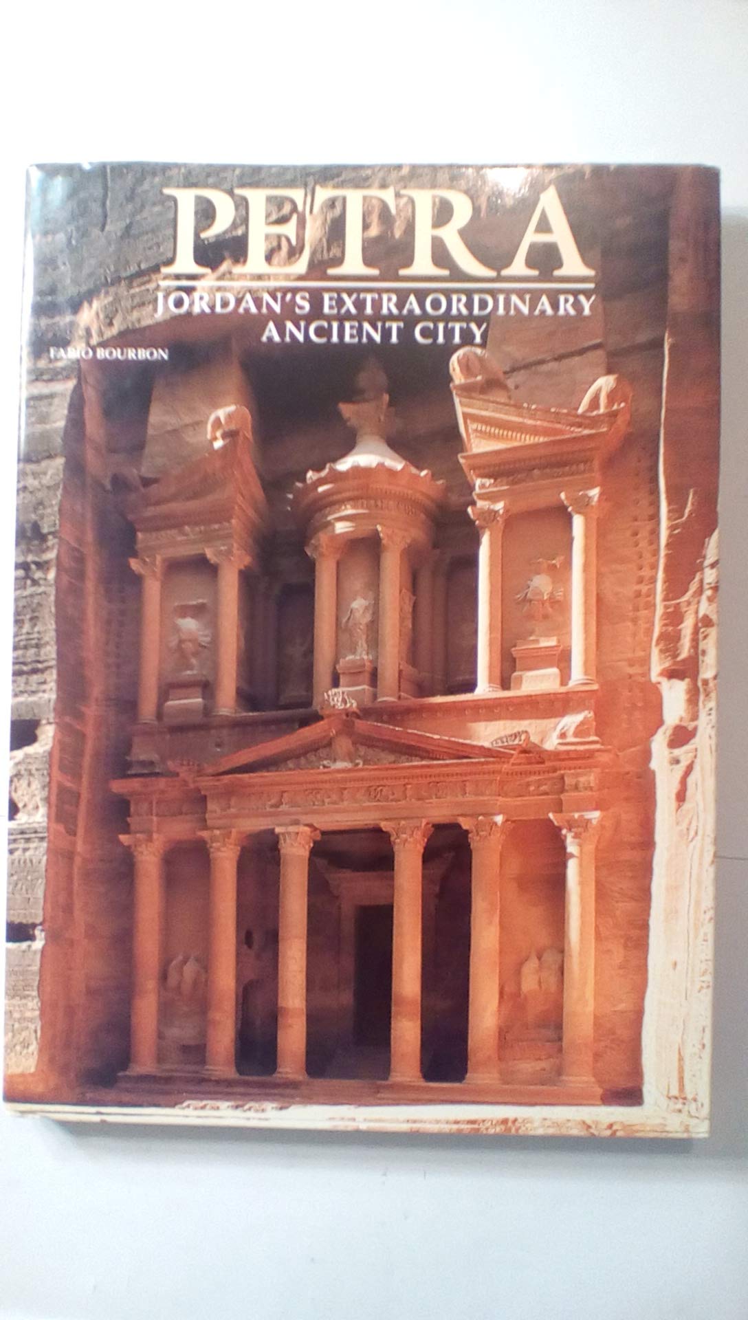 Petra: Jordan's extrordinary ancient city,Used