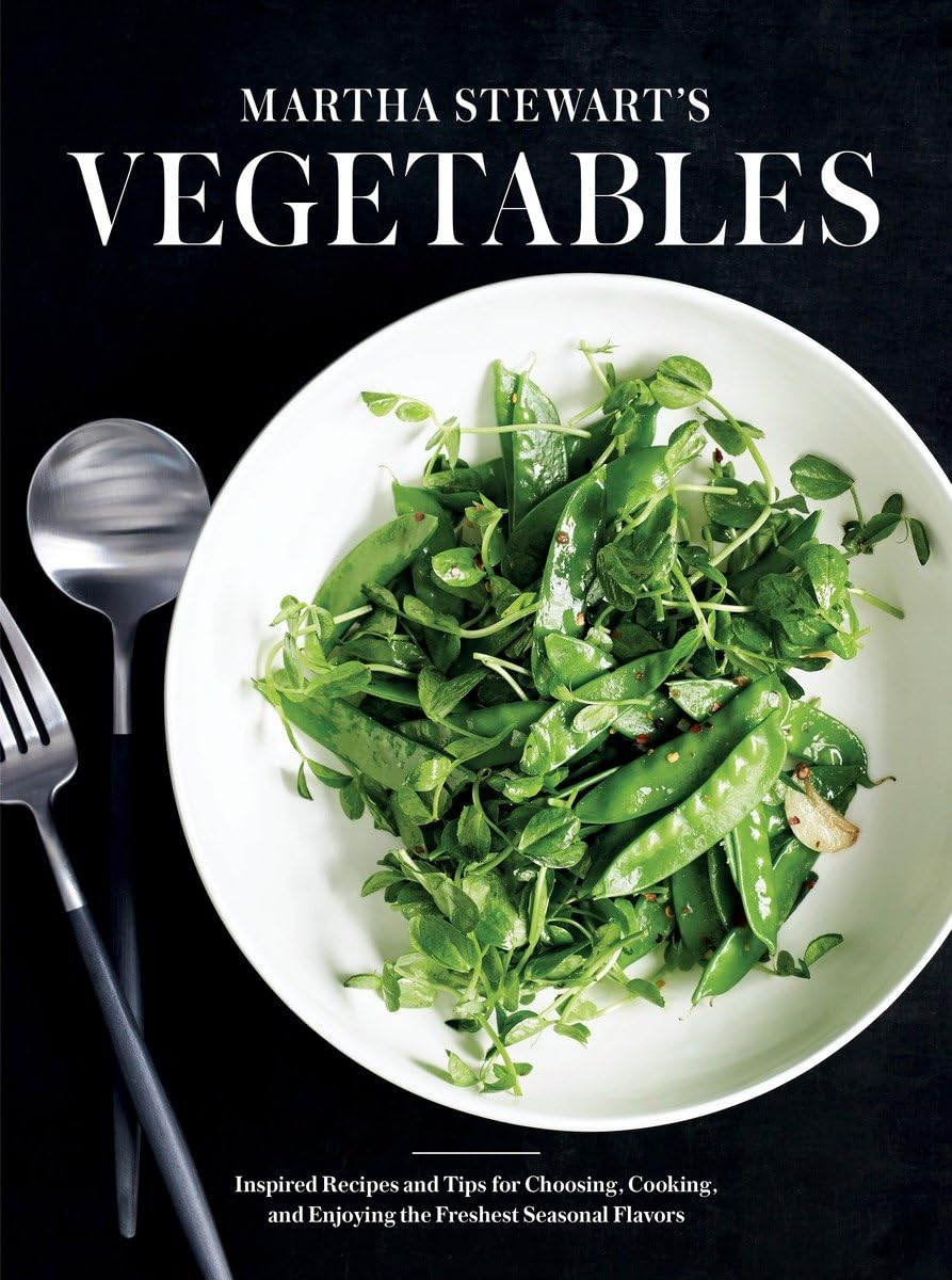 Martha Stewart's Vegetables: Inspired Recipes and Tips for Choosing, Cooking, and Enjoying the Freshest Seasonal Flavors: A Cook,Used