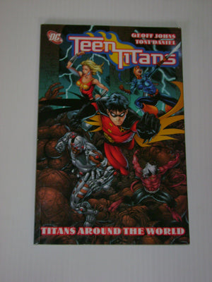Teen Titans 6: Titans Around the World,Used