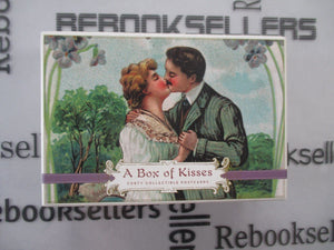 A Box Of Kisses: 40 Collectible Postcards,New