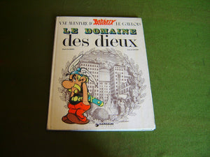 Le Domaine des dieux (Une Aventure D'Asterix) (French Edition),Used