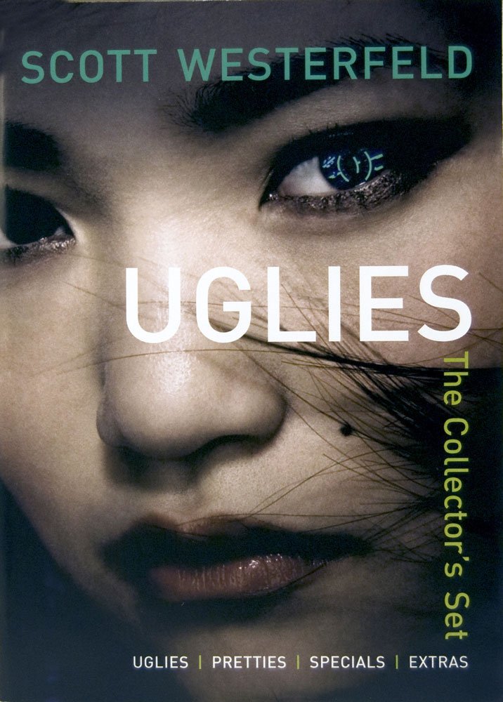 Uglies, The Collector's Set: Uglies, Pretties, Specials, Extras (The Uglies),Used