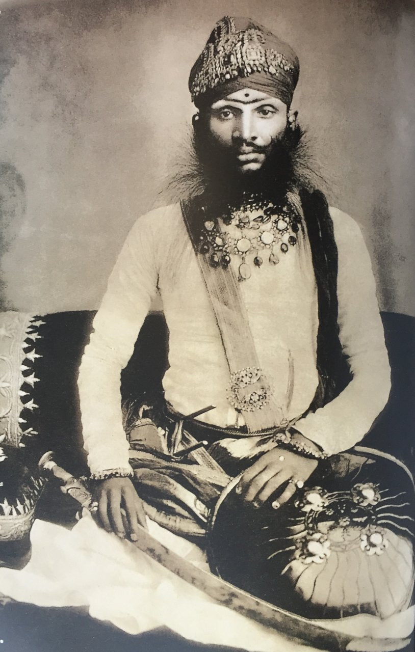 Maharajas' Jewels,Used