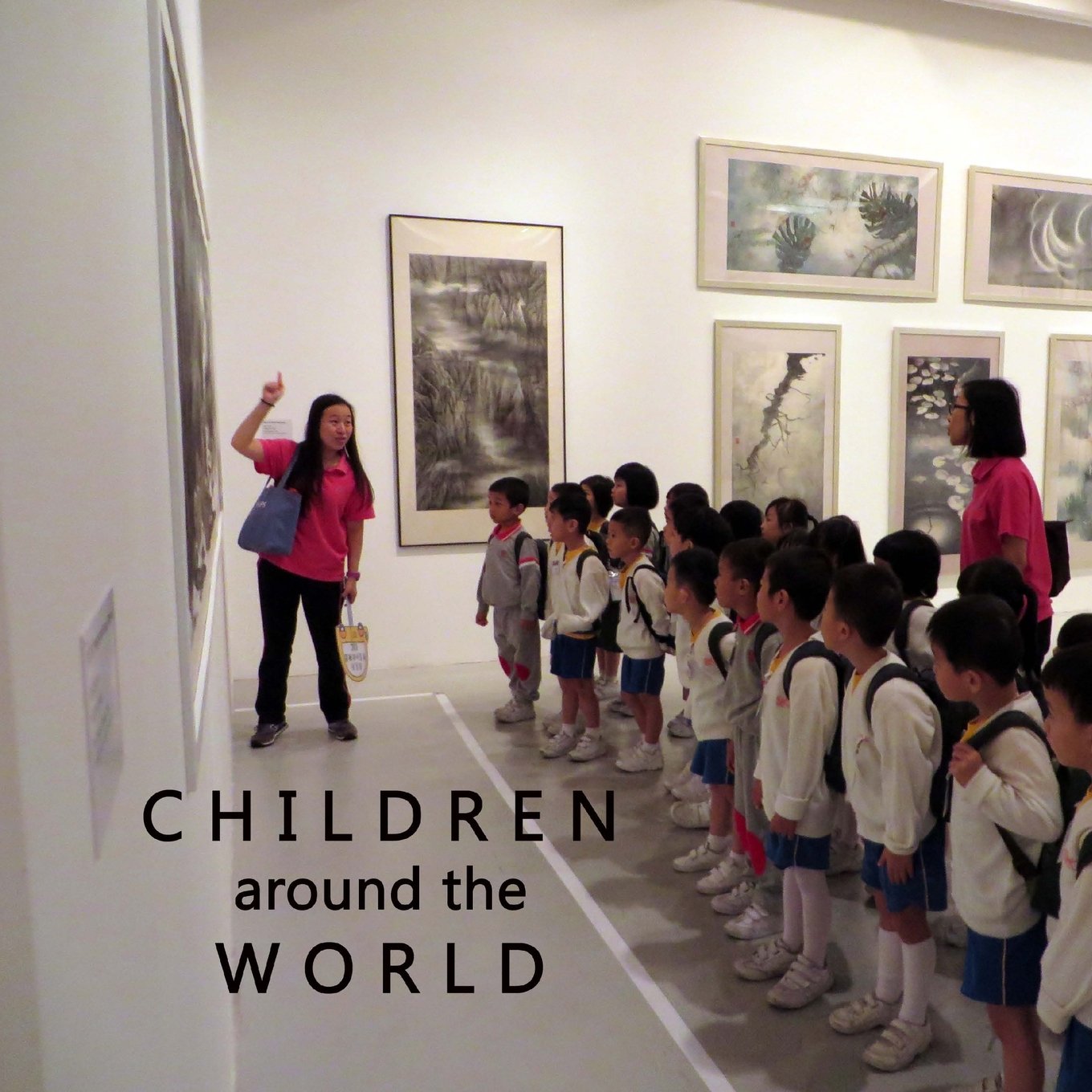 Children around the World: An eclectic collection of photos from children from all over the globe and benefitting UNICEF with 10,Used