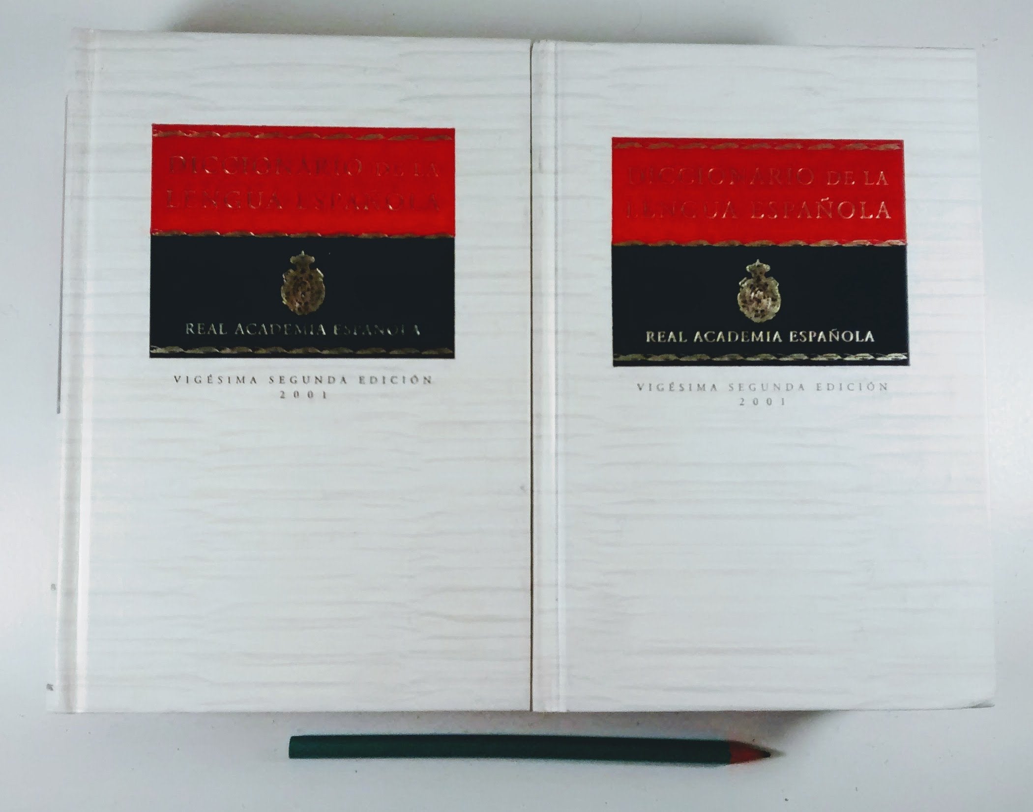Diccionario de la Lengua Espanola (Spanish Edition) (2 volumes),Used