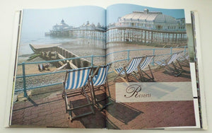 Family Houses by the Sea,Used