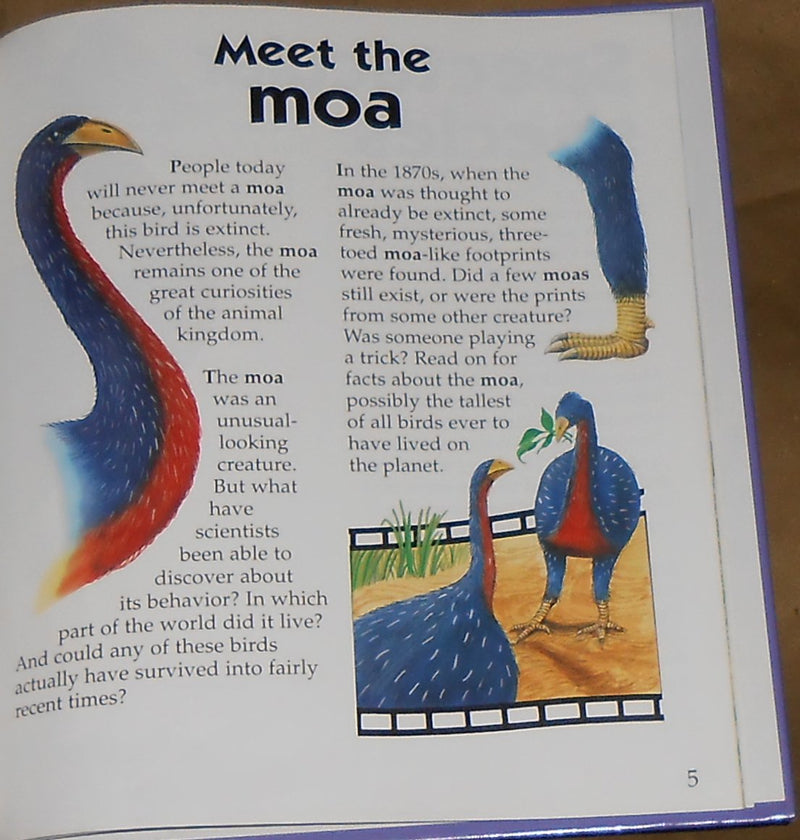 The Moa (The Extinct Species Collection),Used