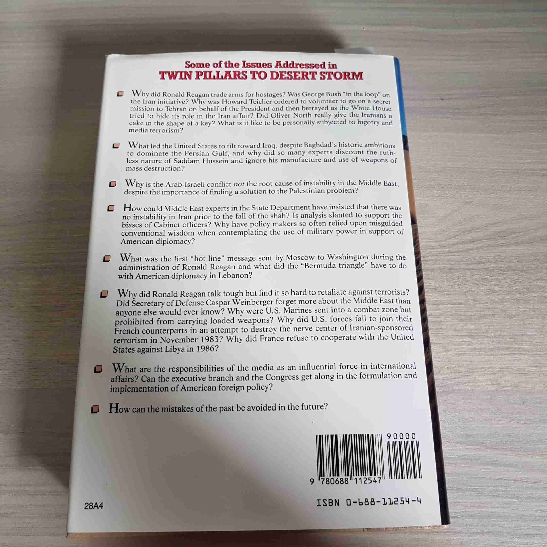 Twin Pillars to Desert Storm: America's Flawed Vision in the Middle East from Nixon to Bush,New