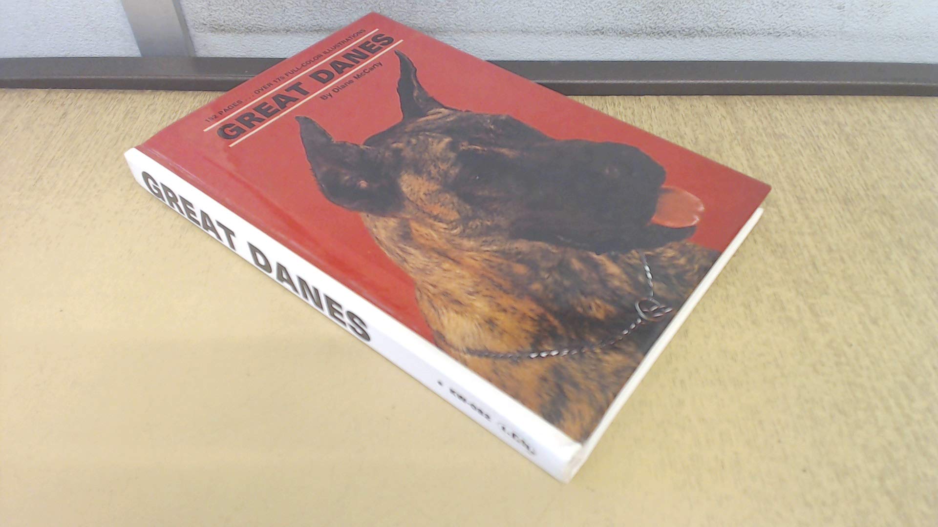 Great Danes (Kw Dog Breed Library),Used