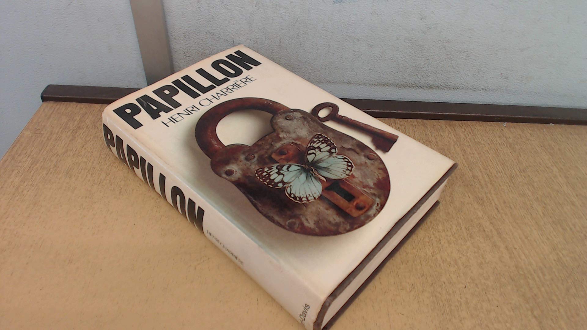 Papillon;,New