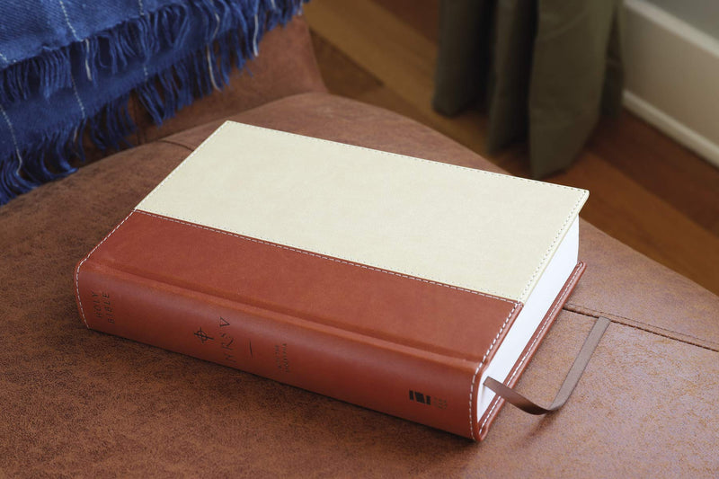 NRSV, Standard Bible with Apocrypha, Hardcover, Tan/Brown: The Bible for Everyone: Trusted, Accurate, Readable,Used