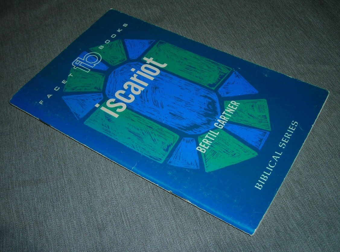 Iscariot, (Facet books. Biblical series, 29),Used