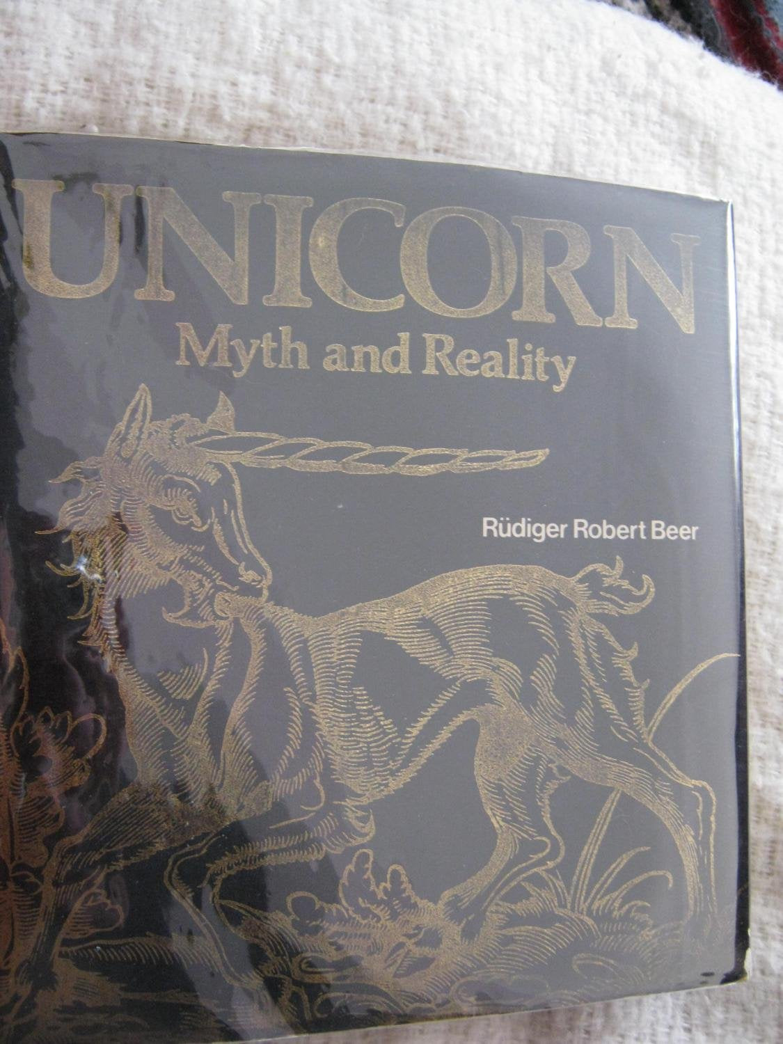 Unicorn: Myth and reality,Used