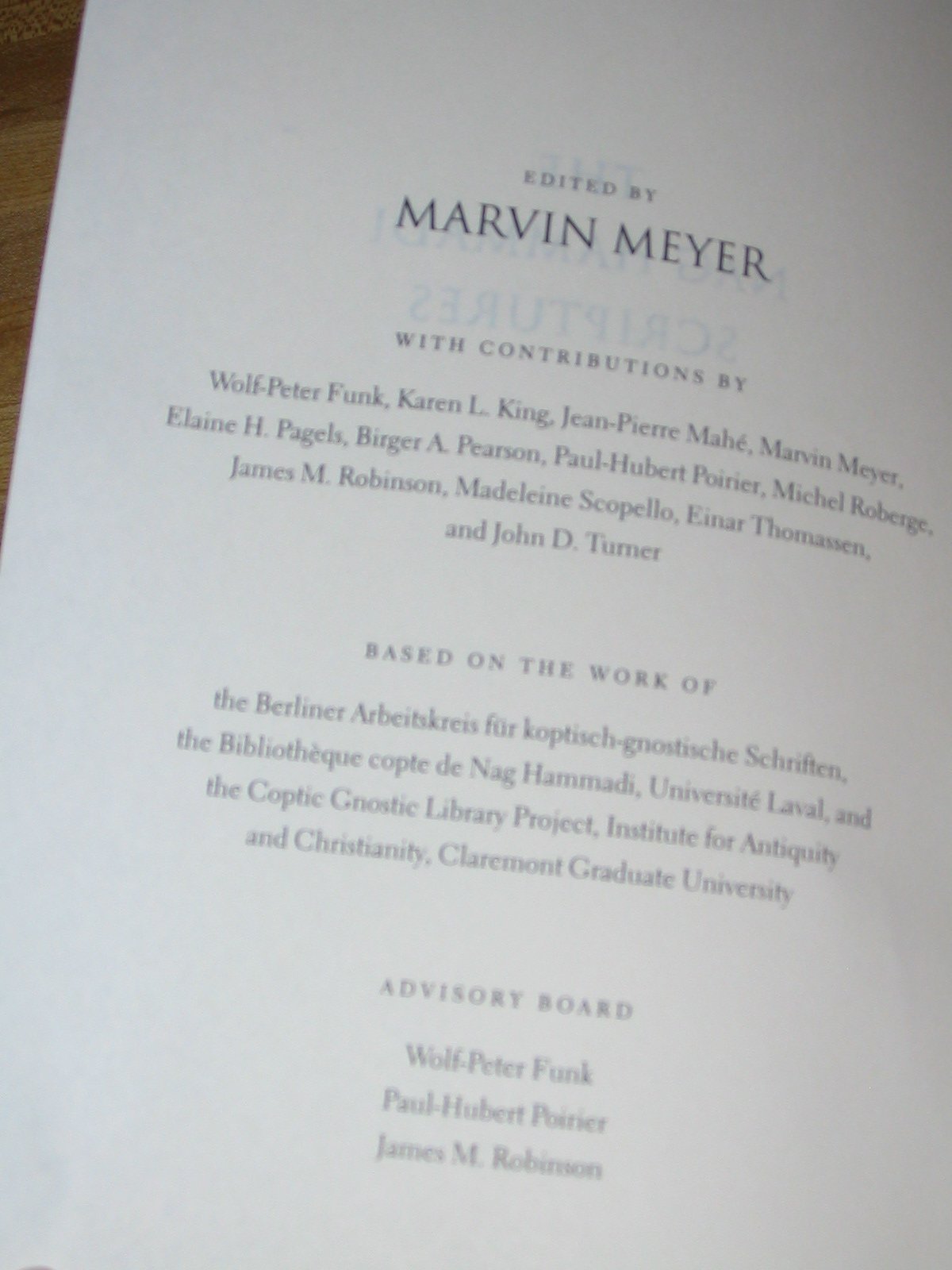 The Nag Hammadi Scriptures: The International Edition,Used