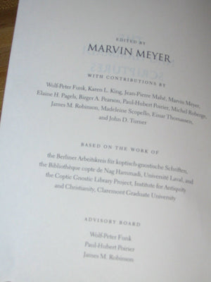 The Nag Hammadi Scriptures: The International Edition,Used