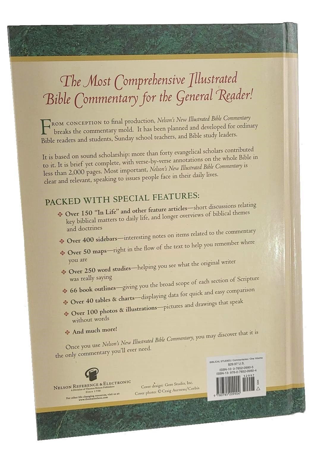 Nelson's New Illustrated Bible Commentary: Spreading the Light of God's Word into Your Life,Used