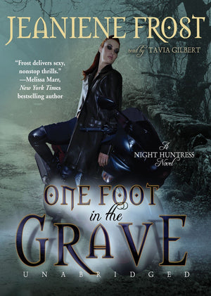 One Foot in the Grave (A Night Huntress Novel, Book 2),Used
