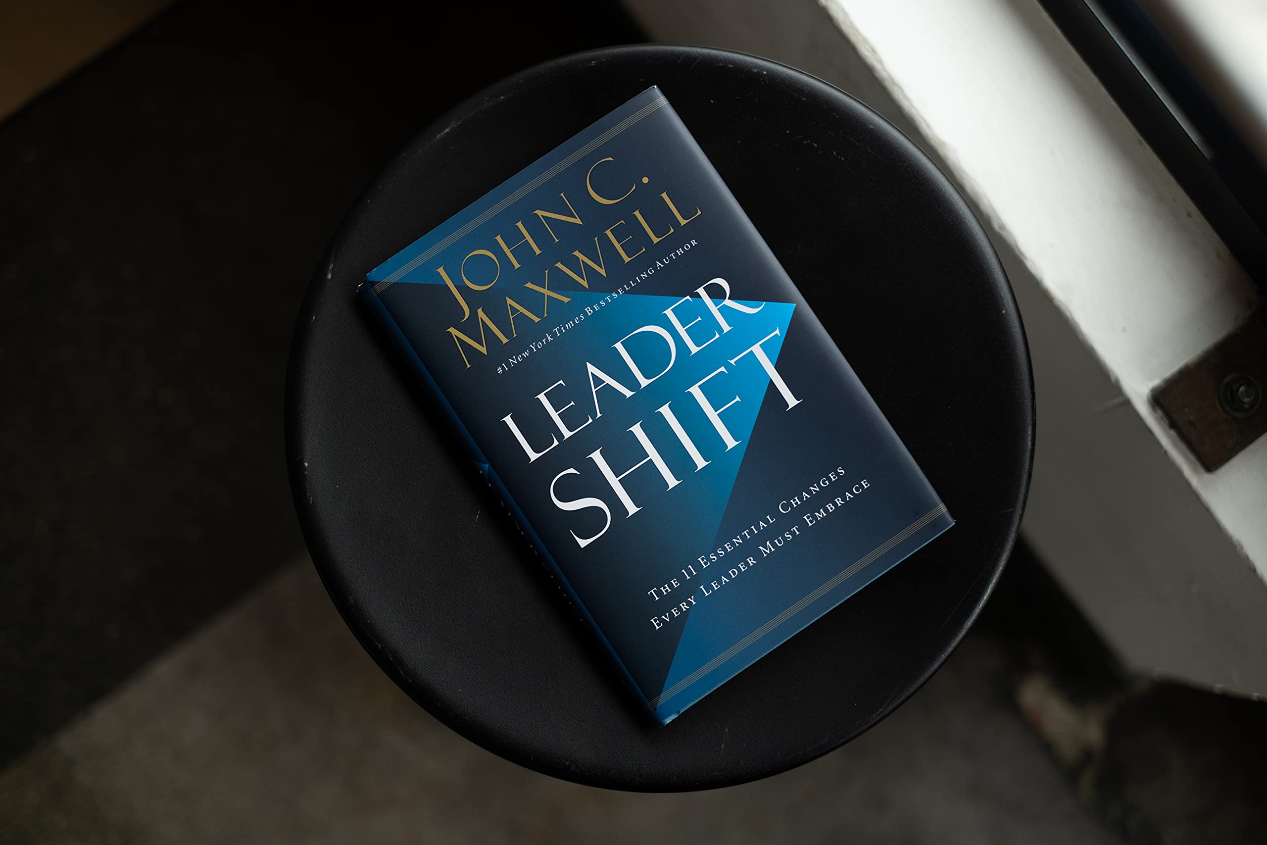 Leadershift: The 11 Essential Changes Every Leader Must Embrace,New