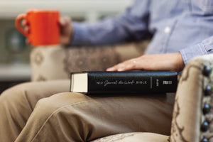 NIV, Journal the Word Bible (Perfect for NoteTaking), Hardcover, Black, Red Letter, Comfort Print: Reflect, Take Notes, or Crea,Used