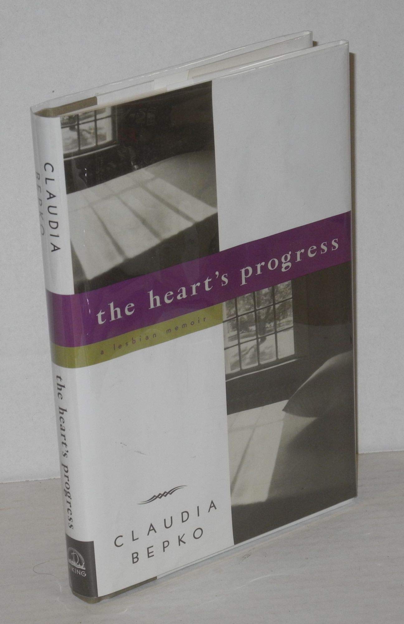 The Heart's Progress: A Lesbian Memoir,Used
