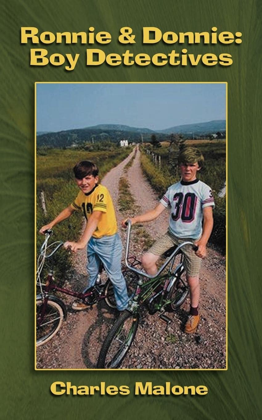 Ronnie & Donnie: Boy Detectives,Used