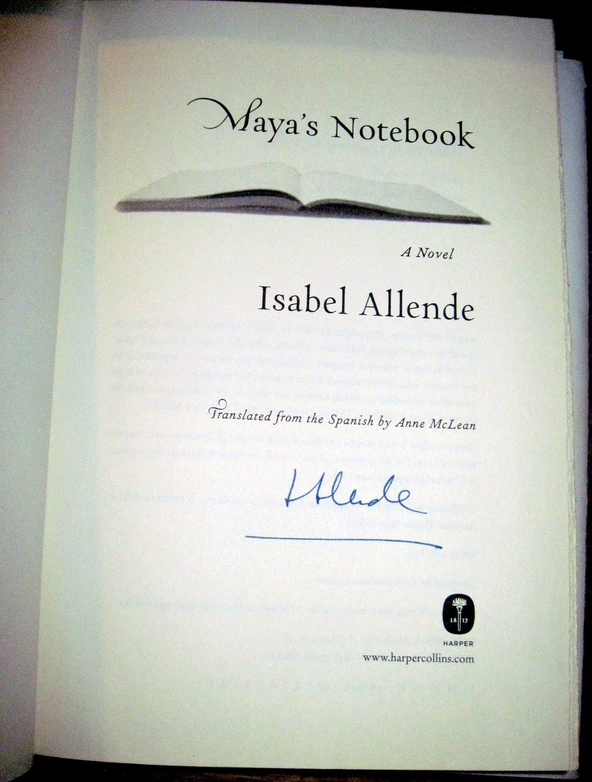 Maya'S Notebook: A Novel