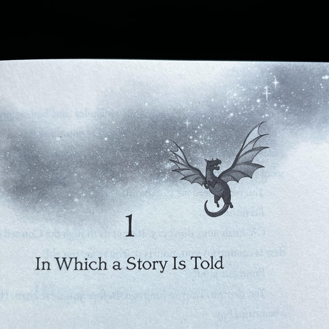 The Girl Who Drank the Moon (Winner of the 2017 Newbery Medal)  Gift Edition,Used