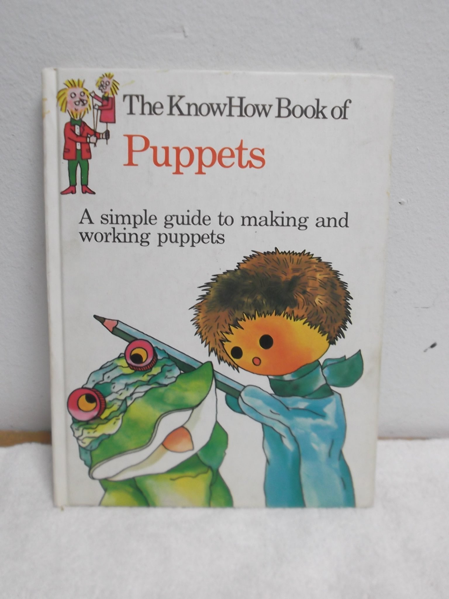 The Knowhow book of puppets (The Knowhow books),Used
