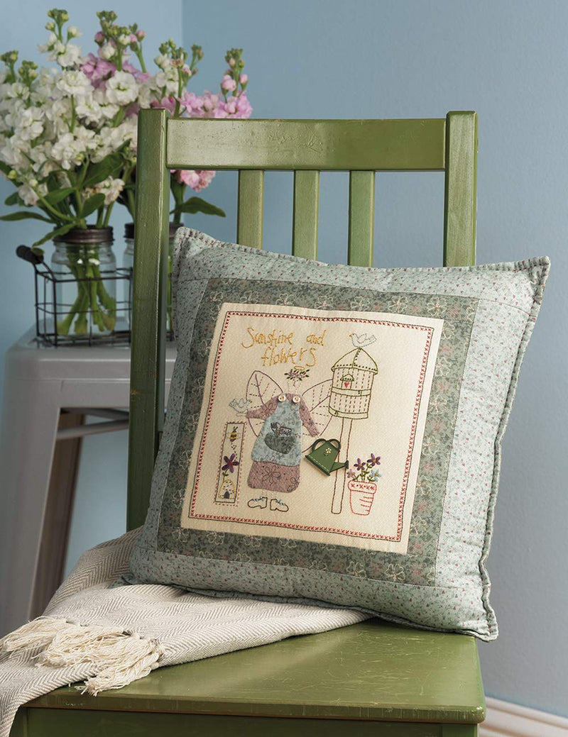 Lynette'S Bestloved Stitcheries: 13 Cottagestyle Projects You'Ll Adore