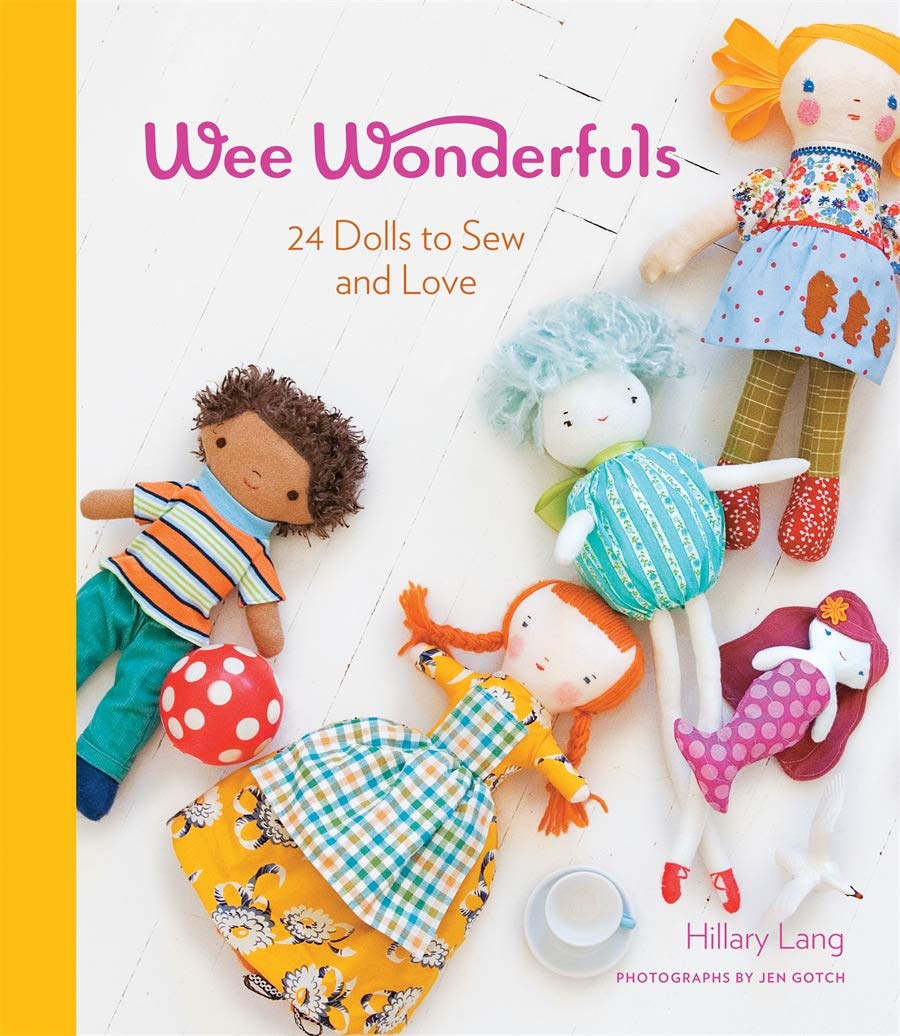 Wee Wonderfuls: 24 Dolls to Sew and Love,Used
