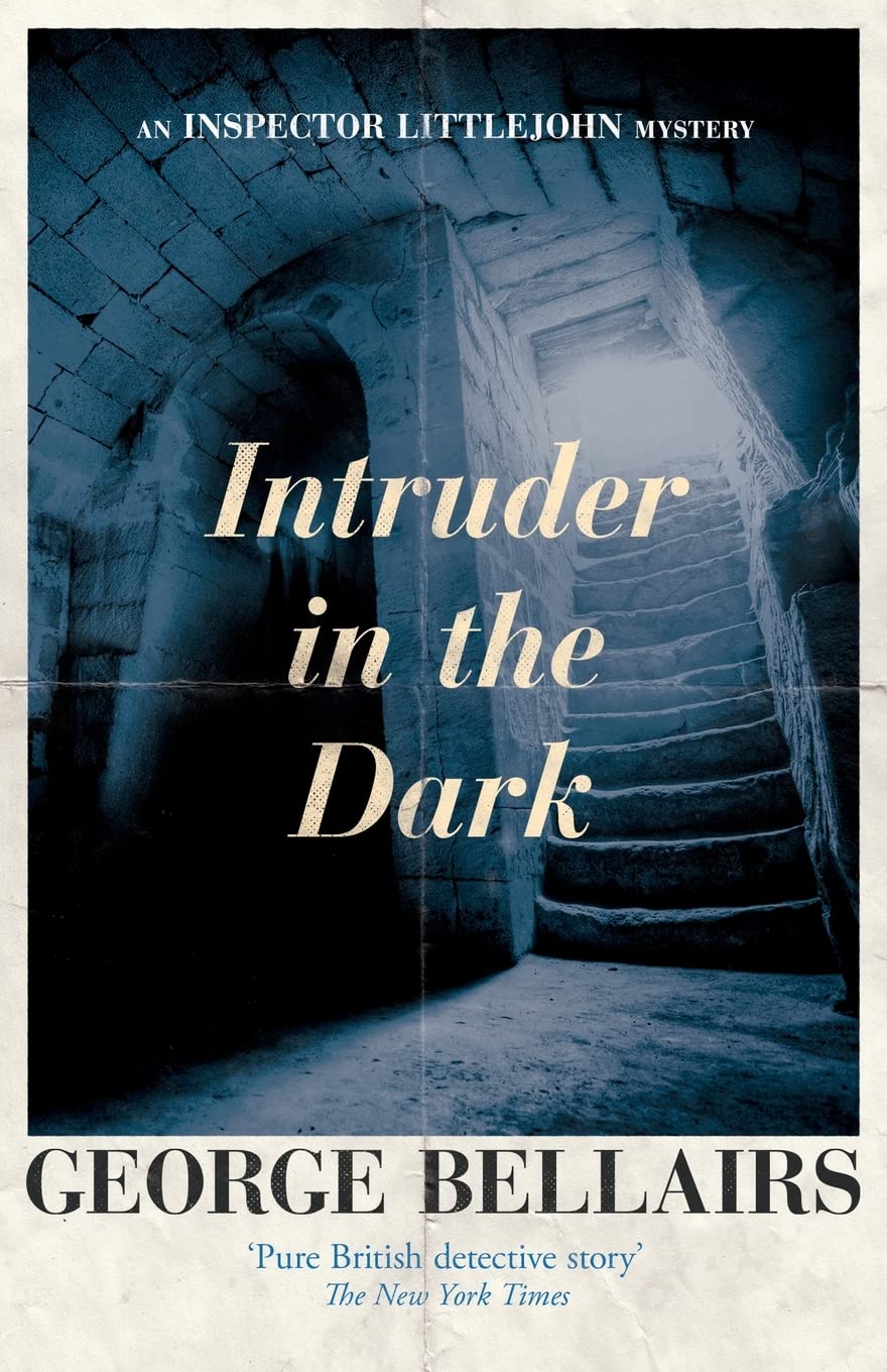 Intruder in the Dark (The Inspector Littlejohn Mysteries),Used